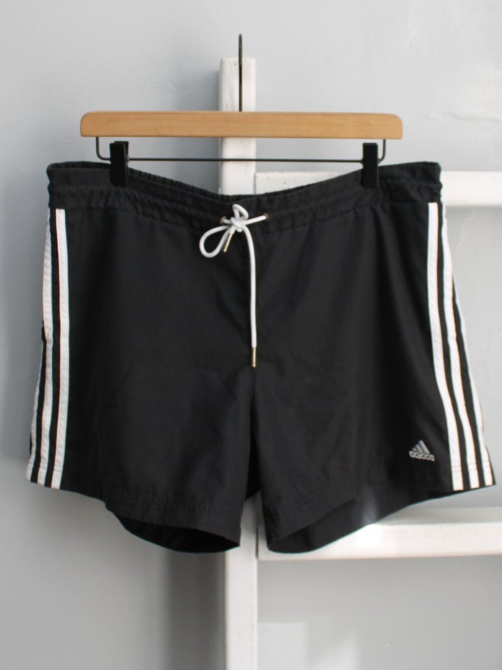 Adidas VTG Y2K Men's Black White 3-Stripes Drawstring Athletic Shorts sz Large